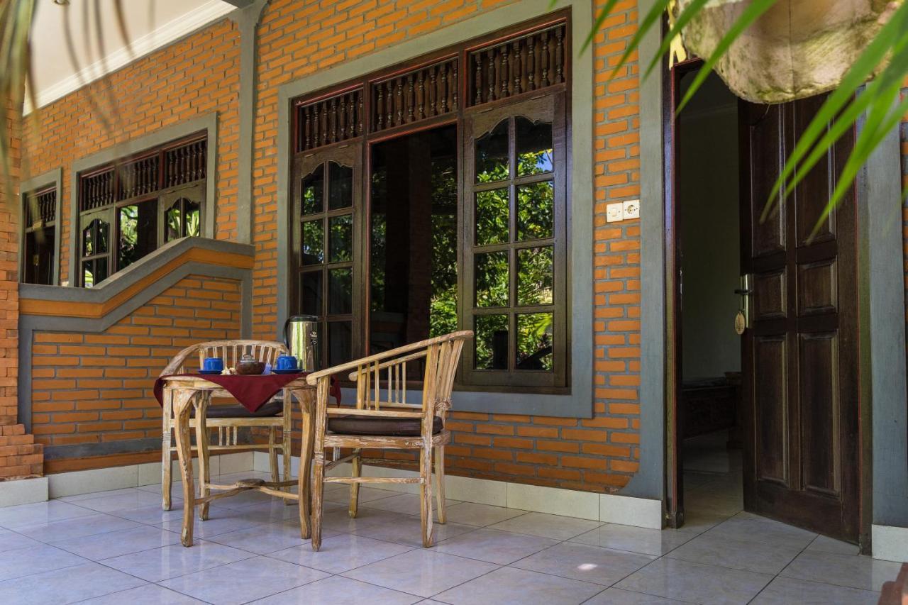 Adi Santia Bungalows Ubud Exterior foto