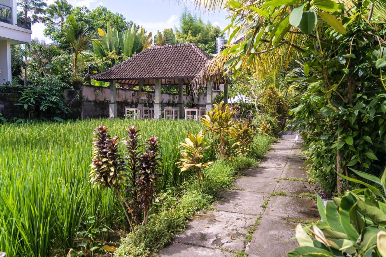 Adi Santia Bungalows Ubud Exterior foto