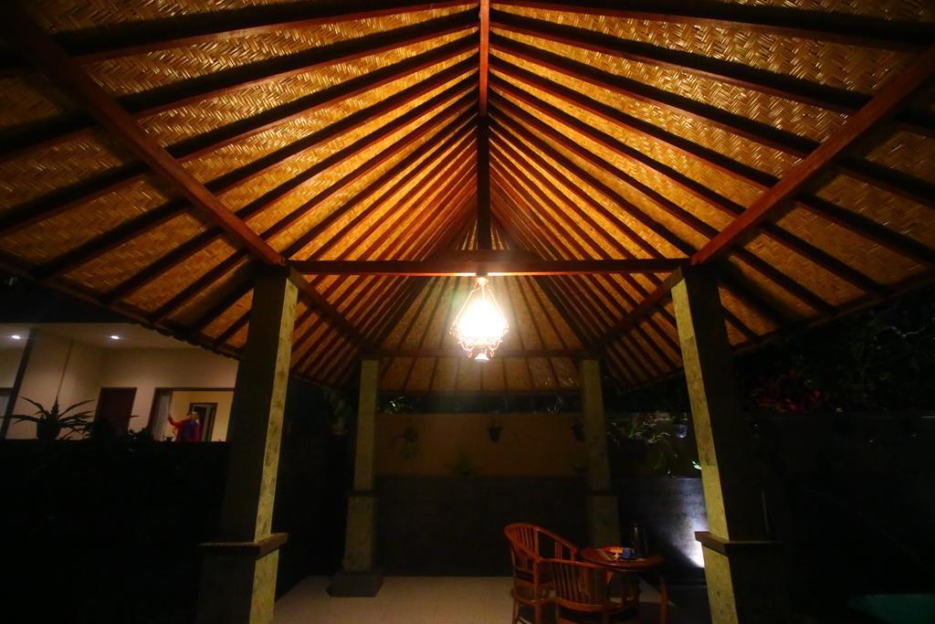 Adi Santia Bungalows Ubud Exterior foto